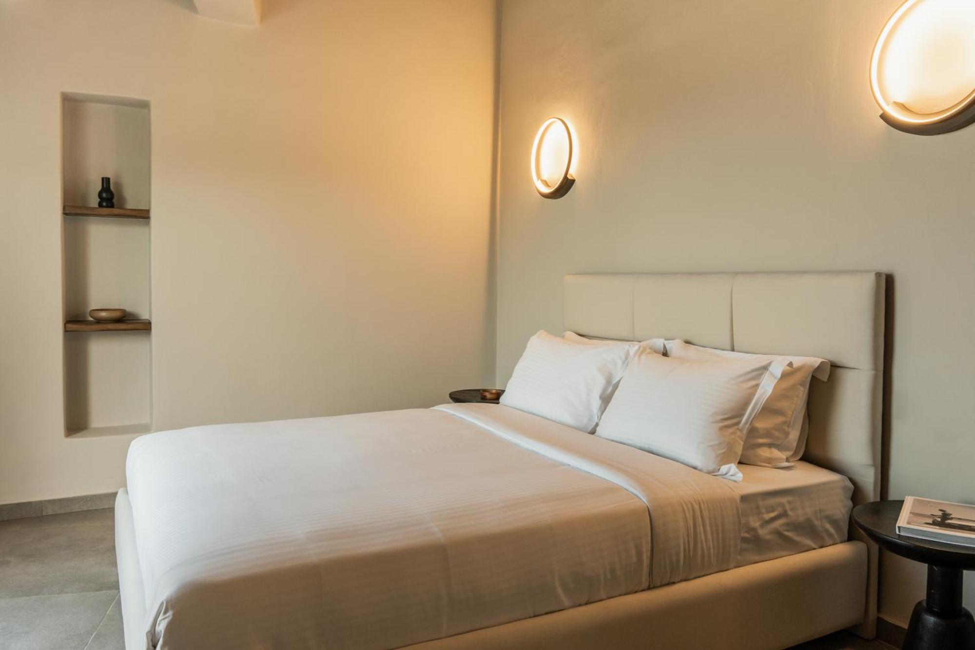 Black Diamond (adults Only) Couette-café Akrotírion