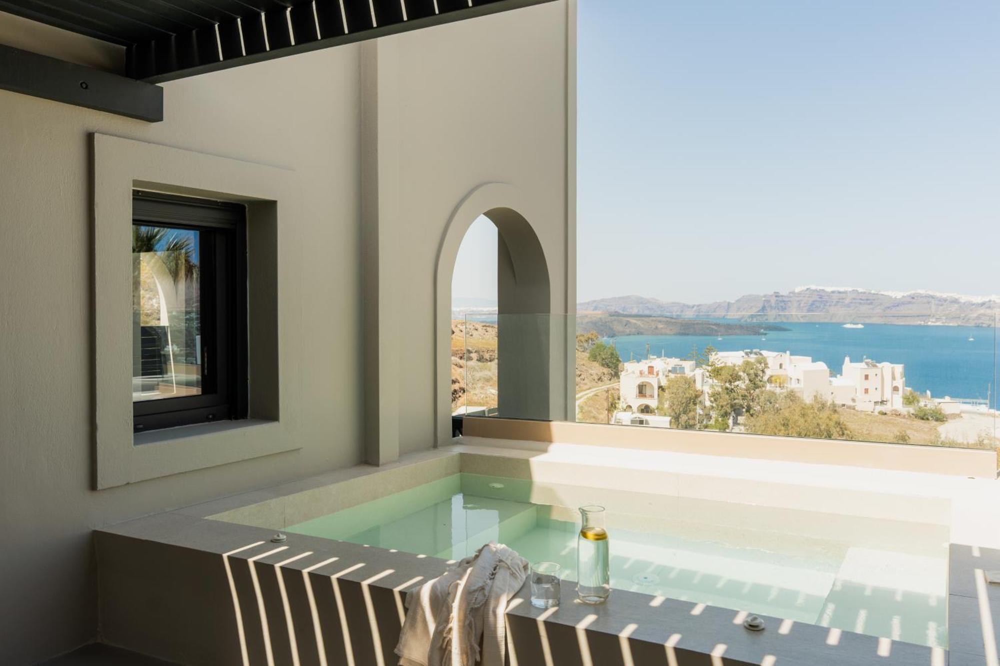 Black Diamond (adults Only) Couette-café Akrotírion